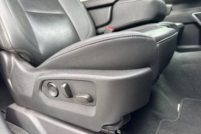 2025 GMC Sierra 1500 Crew Cab Short Box 4-Wheel Drive SLT
