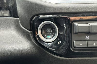 2025 GMC Sierra 1500 Crew Cab Short Box 4-Wheel Drive SLT
