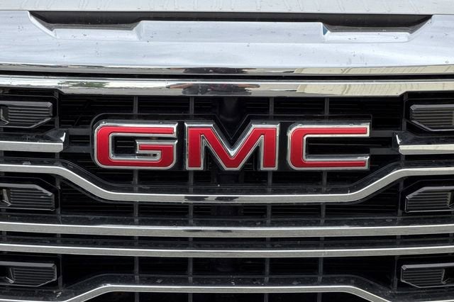 2025 GMC Sierra 1500 Crew Cab Short Box 4-Wheel Drive SLT