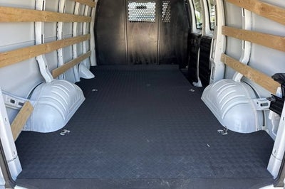 2025 GMC Savana Cargo 2500 Regular Wheelbase Rear-Wheel Drive