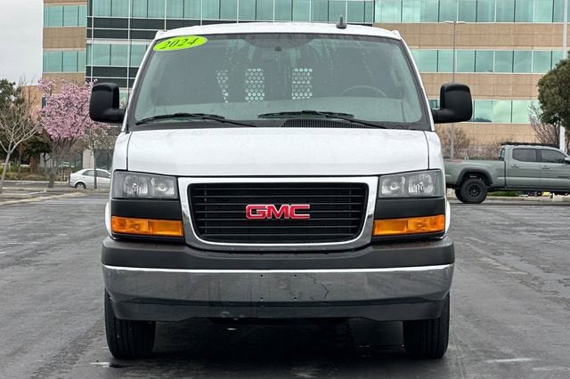 2024 GMC Savana Cargo 2500 2500 Regular Wheelbase Rear-Wheel Drive