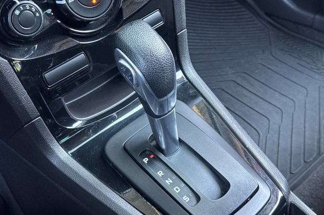2016 Ford Fiesta 4dr Sdn SE