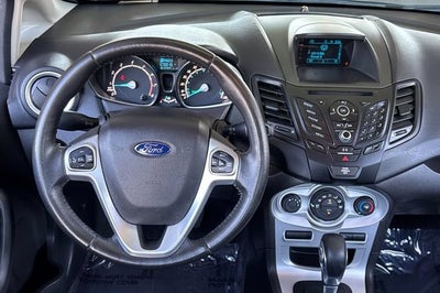 2016 Ford Fiesta 4dr Sdn SE