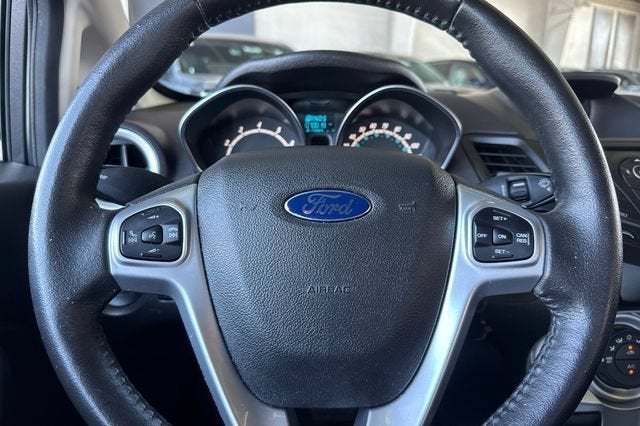 2016 Ford Fiesta 4dr Sdn SE