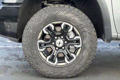 2024 Chevrolet Silverado 1500 Crew Cab Short Box 4-Wheel Drive ZR2