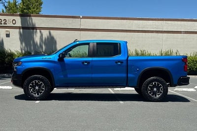 2023 Chevrolet Silverado 1500 Crew Cab Short Box 4-Wheel Drive ZR2