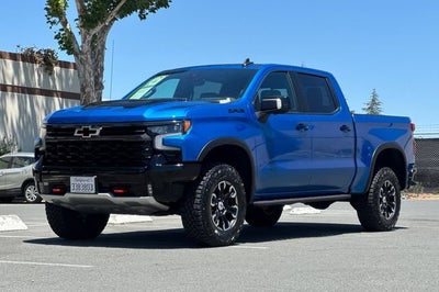 2023 Chevrolet Silverado 1500 Crew Cab Short Box 4-Wheel Drive ZR2