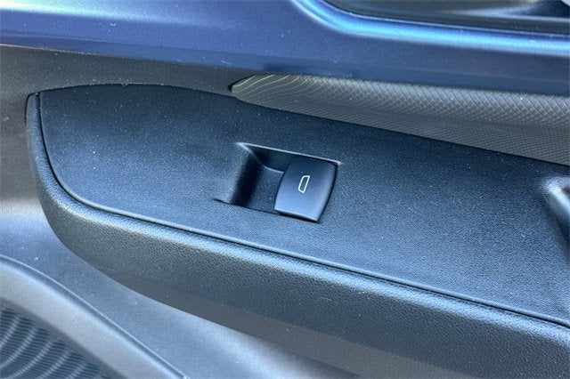 2024 Chevrolet Equinox EV 4dr LT w/2LT