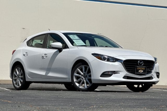 2017 Mazda Mazda3 Hatchback Touring Auto