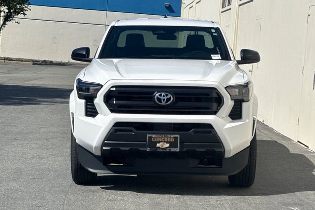 2024 Toyota Tacoma 2WD 2WD SR XtraCab 6' Bed AT (GS)