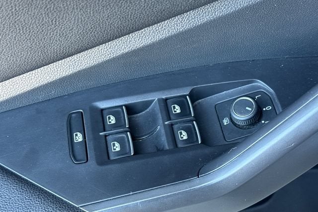 2024 Volkswagen Jetta S Auto