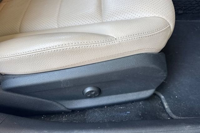 2015 Mercedes-Benz C 300 C 300 4MATIC® Luxury Sedan