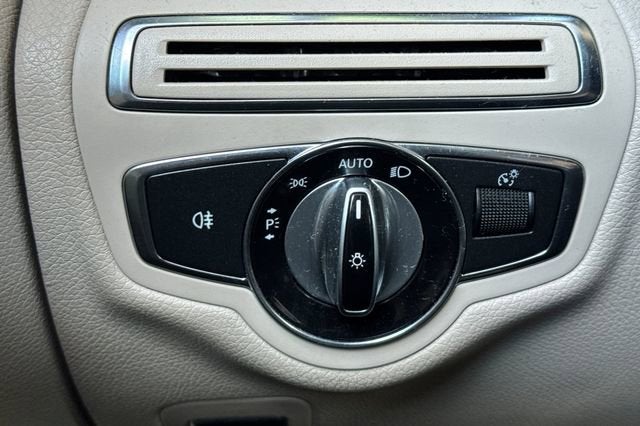 2015 Mercedes-Benz C 300 C 300 4MATIC® Luxury Sedan