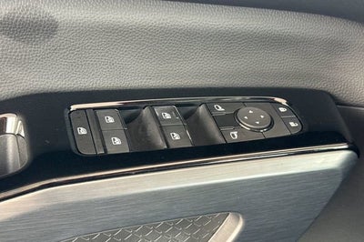 2024 Nissan Pathfinder SL 2WD