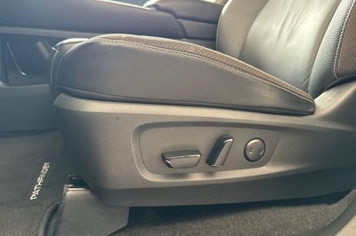 2024 Nissan Pathfinder SL 2WD