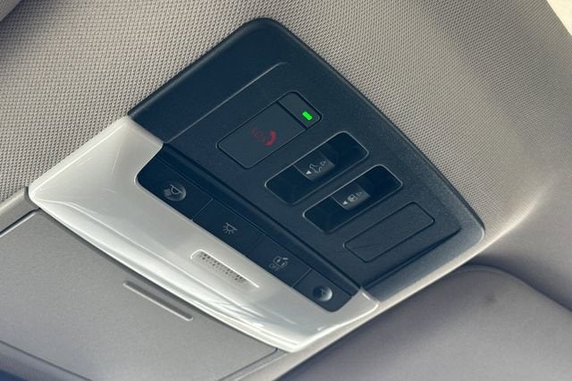 2024 Nissan Pathfinder SL 2WD