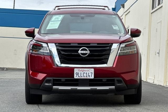 2024 Nissan Pathfinder SL 2WD
