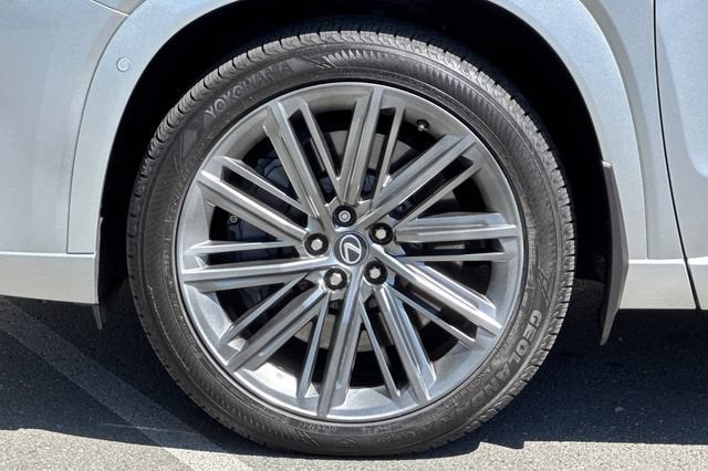 2025 Lexus TX 550h+ Luxury AWD