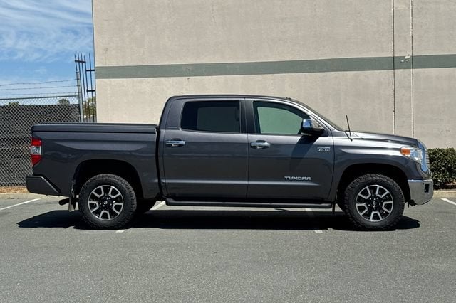 2014 Toyota Tundra 4WD Truck 4WD CrewMax Short Bed 5.7L Limited (Natl)