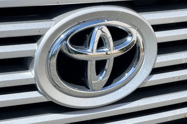2014 Toyota Tundra 4WD Truck 4WD CrewMax Short Bed 5.7L Limited (Natl)
