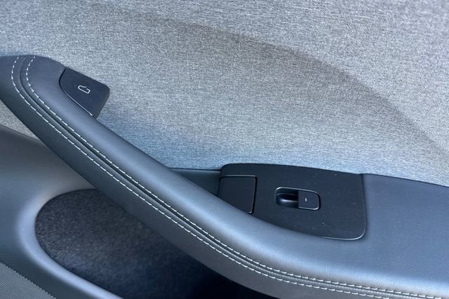 2025 Tesla Model 3 Long Range RWD