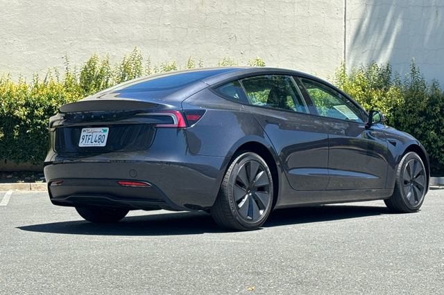 2025 Tesla Model 3 Long Range RWD