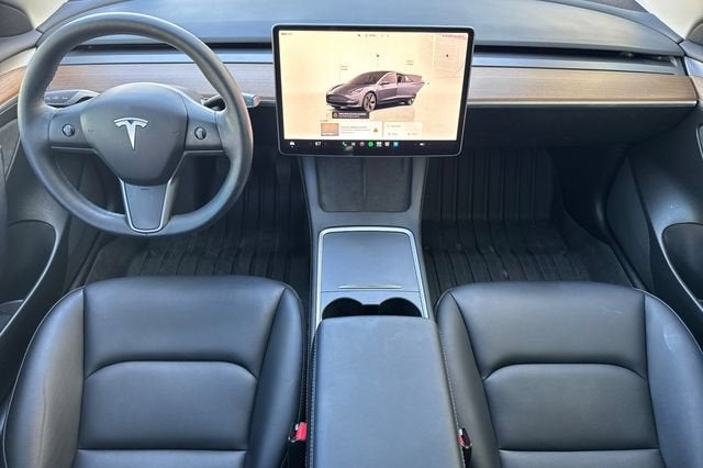 2023 Tesla Model 3 RWD