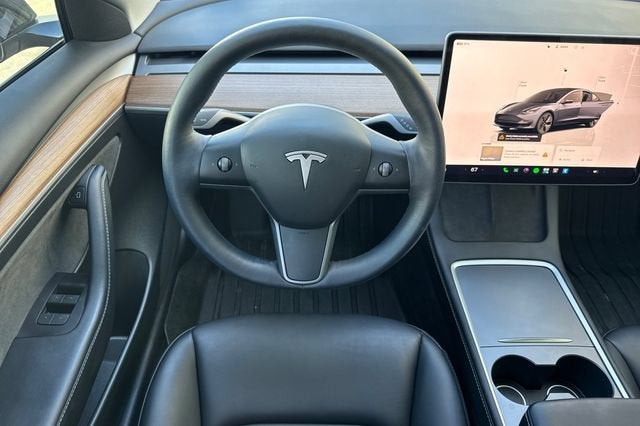2023 Tesla Model 3 RWD