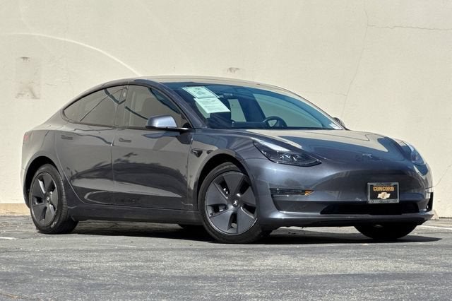 2023 Tesla Model 3 RWD
