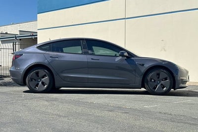 2023 Tesla Model 3 RWD