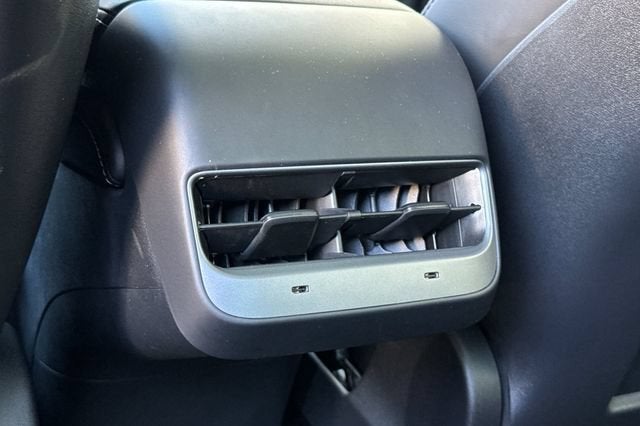 2023 Tesla Model 3 RWD