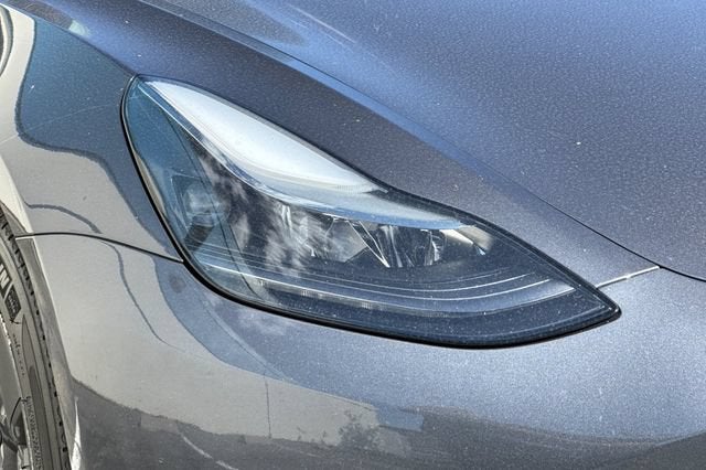 2023 Tesla Model 3 RWD