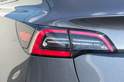 2023 Tesla Model 3 RWD