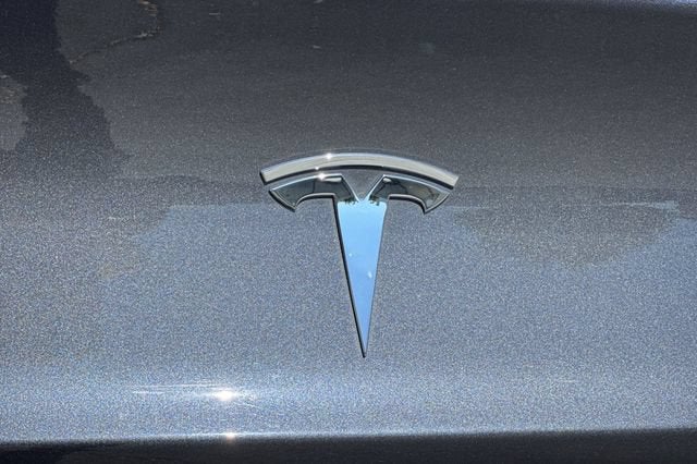 2023 Tesla Model 3 RWD