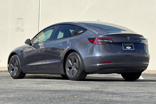 2023 Tesla Model 3 RWD