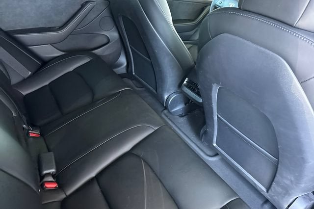 2022 Tesla Model 3 Long Range AWD *Ltd Avail*