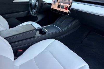 2023 Tesla Model Y Performance AWD