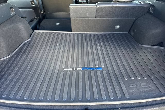 2019 Toyota Prius Prime Plus (Natl)