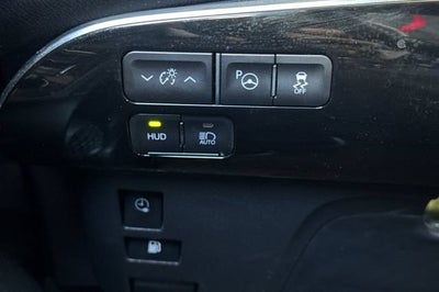 2019 Toyota Prius Prime Plus (Natl)
