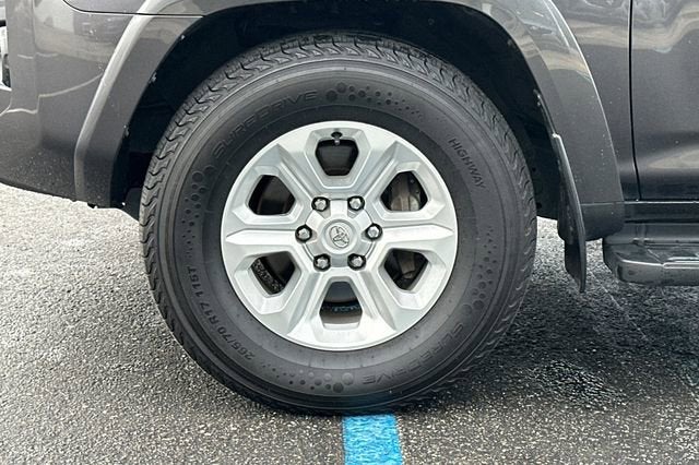 2022 Toyota 4Runner SR5 Premium 2WD (Natl)