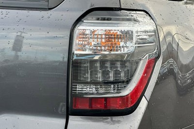 2022 Toyota 4Runner SR5 Premium 2WD (Natl)