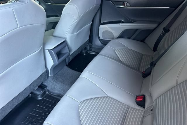2018 Toyota Camry LE Auto (SE)
