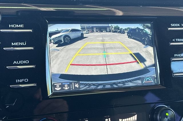 2018 Toyota Camry LE Auto (SE)
