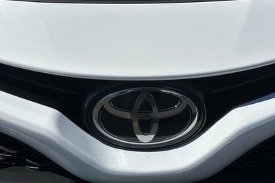 2018 Toyota Camry LE Auto (SE)