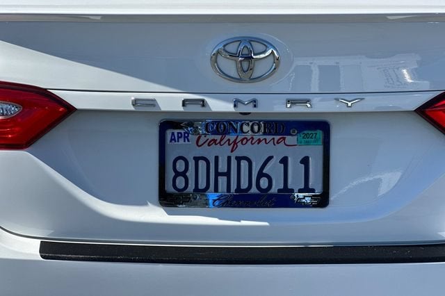 2018 Toyota Camry LE Auto (SE)
