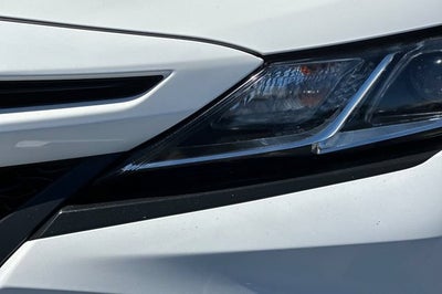 2018 Toyota Camry LE Auto (SE)