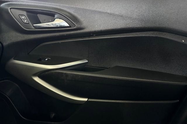 2024 Chevrolet Trax FWD 4dr LS