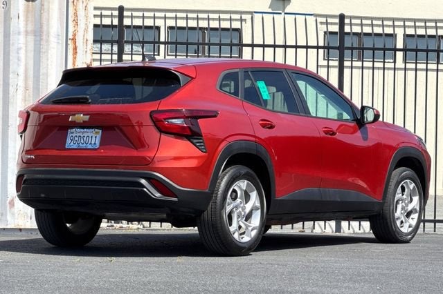2024 Chevrolet Trax FWD 4dr LS