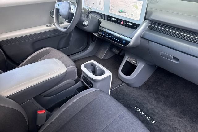 2024 Hyundai IONIQ 5 SEL RWD