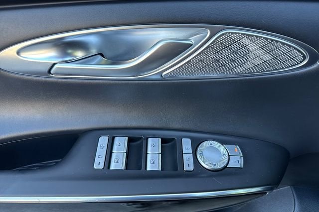 2025 Genesis GV70 2.5T AWD